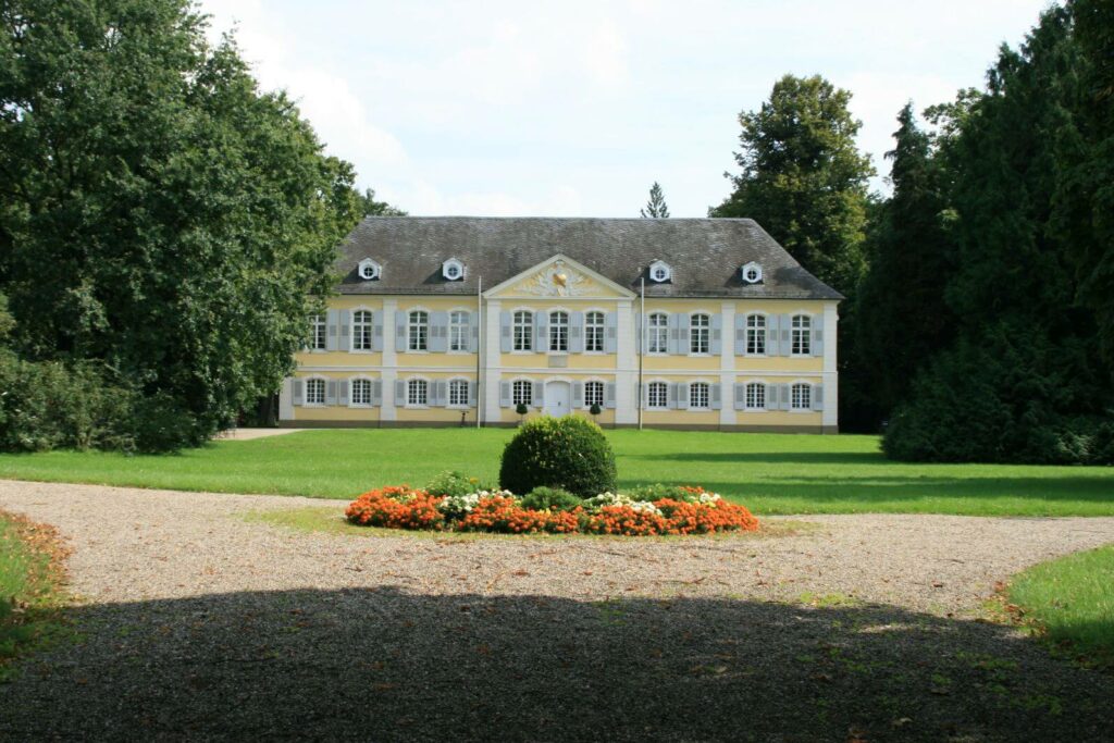 Kommunen für biologische Vielfalt - Mitglied - Stadt Stutensee - Profil - Schloss Stutensee